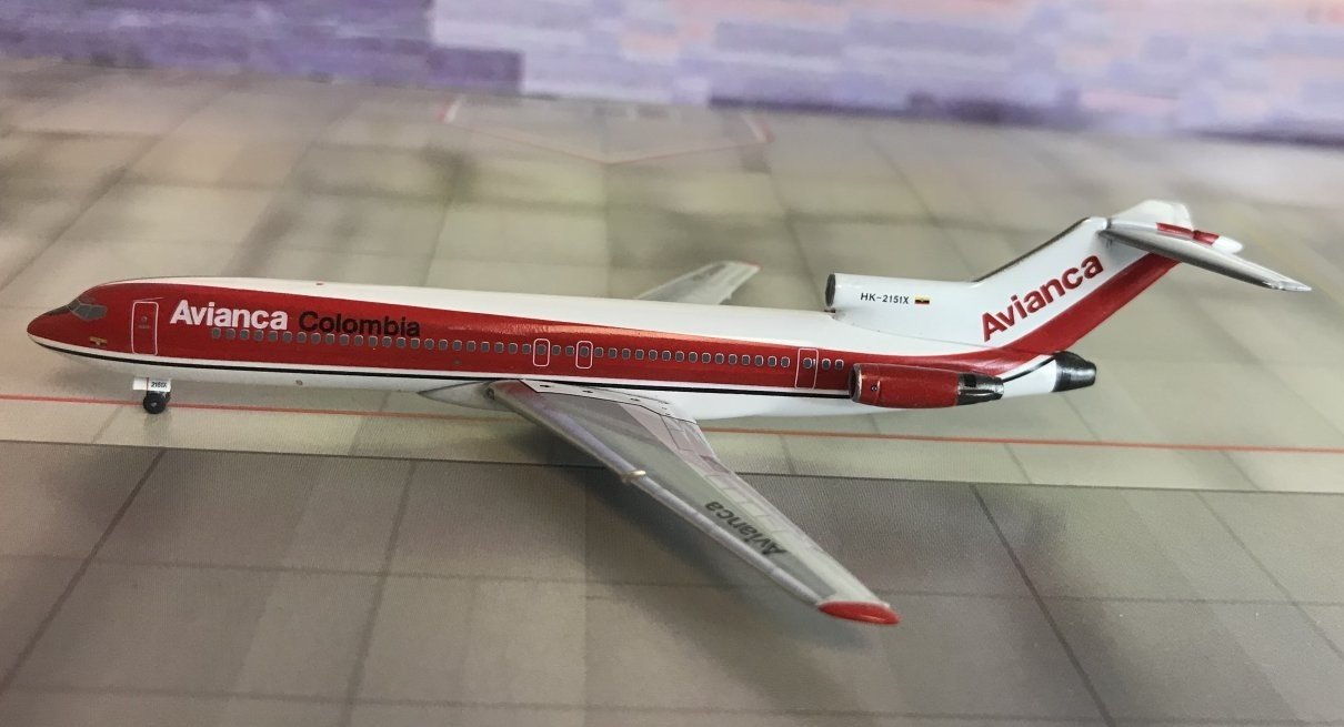 LCHK2151X Avianca B727-200 Latin Classics 1:400