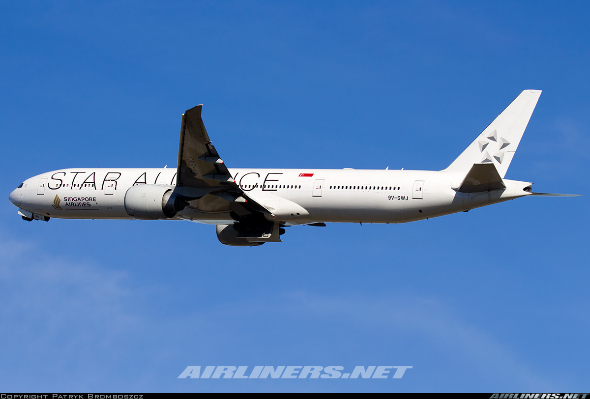 PH4SIA1712 Singapore Airlines B777-300ER Phoenix 1:400