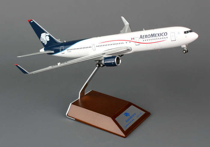 JC2AMX723 Aeromexico B767-300ER(W) JC Wings 1:200