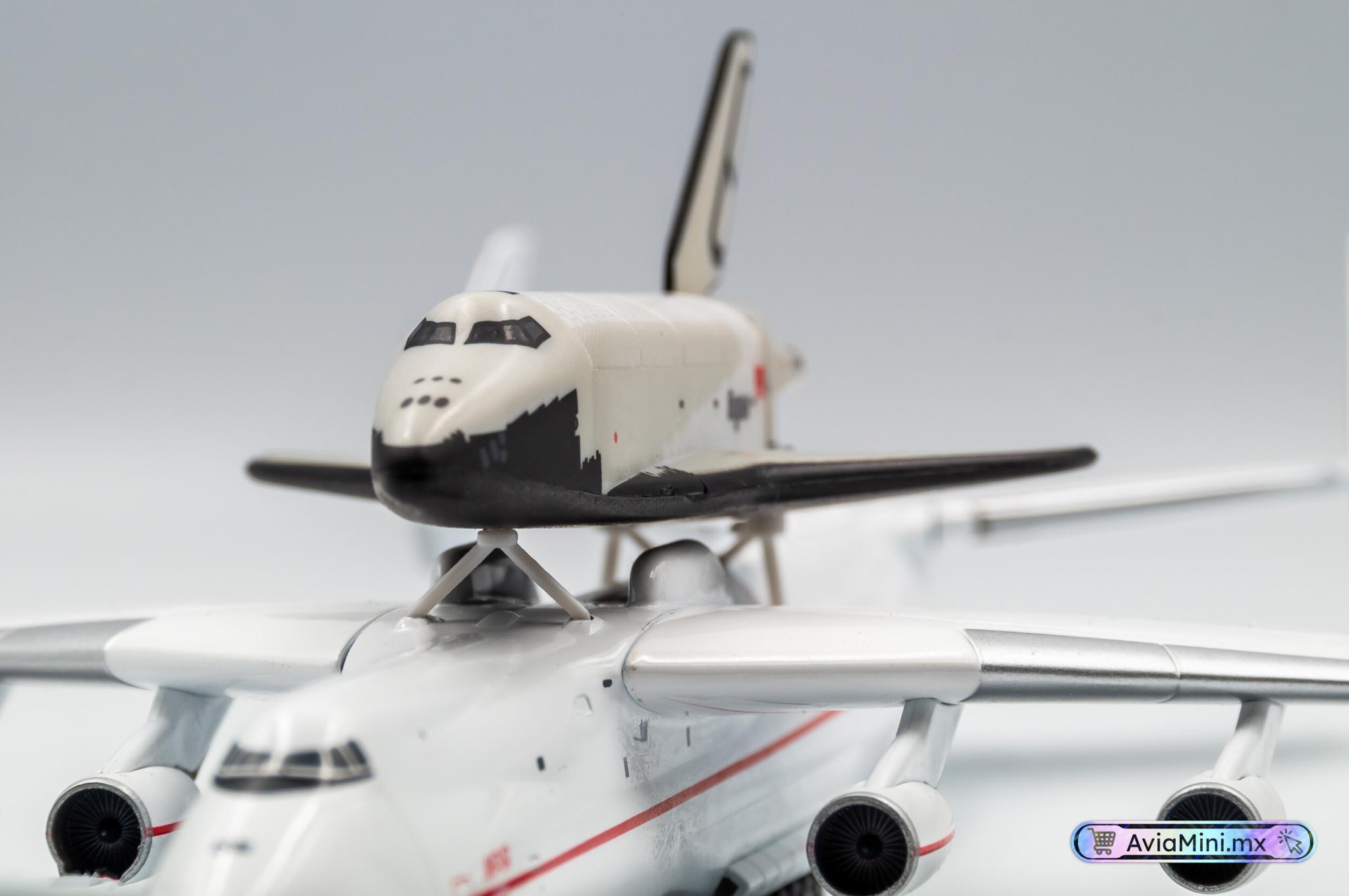 Herpa アントノフAn-225 1250モデルHerpa Wings An-225「ムリーヤ